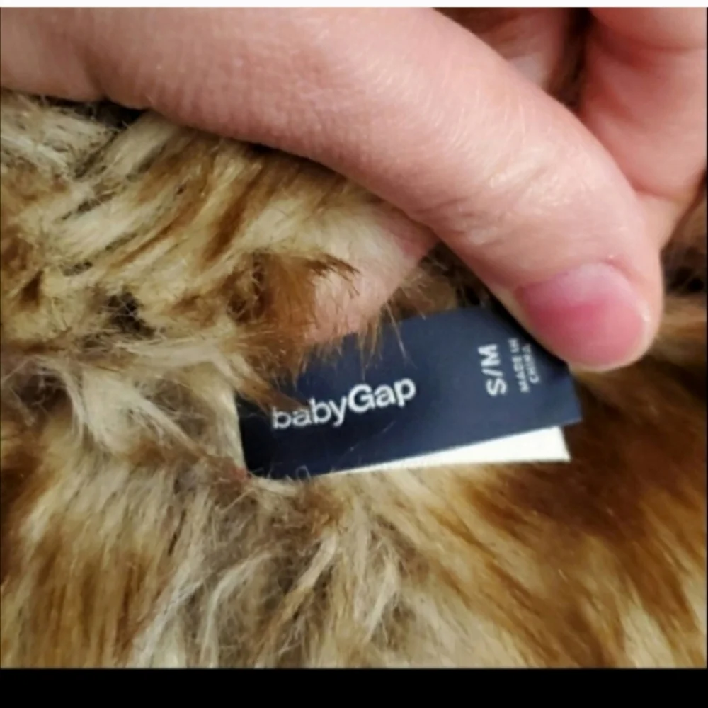 Gap kids hat size S